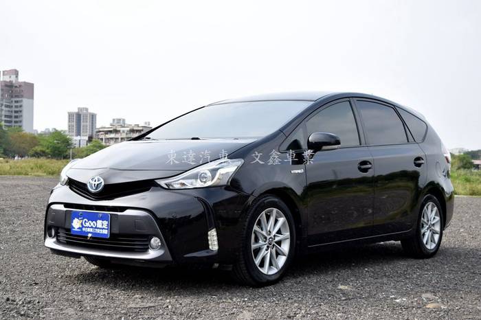 TOYOTA【PRIUS α 1.8L】2017年 TOYOTA【PRIUS α 1.8L】2017年