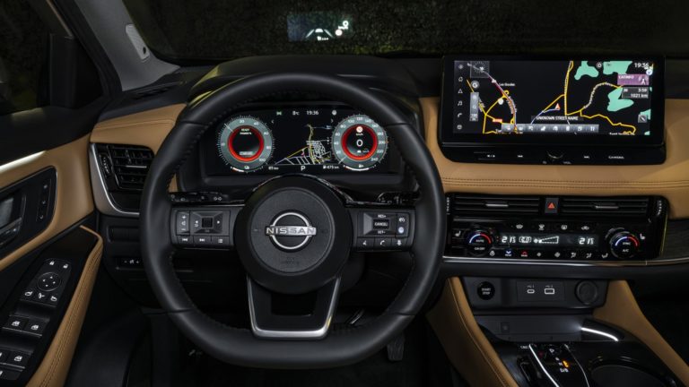 s_Nissan-X-trail-interior001_來源Nissan-雙12吋數位座艙跟HUD抬頭顯示器傳都會是新車標準配備。