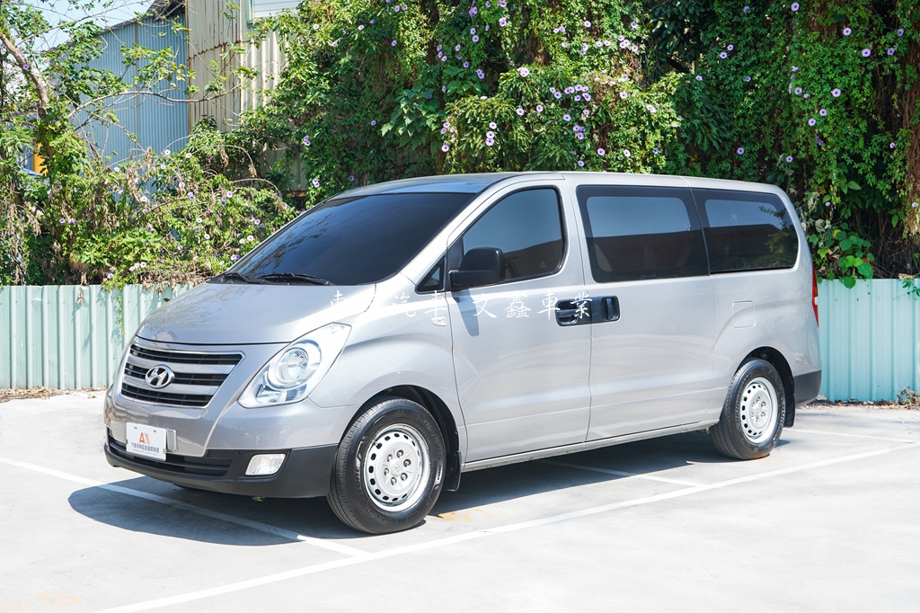 現代 2018 Grand STAREX 2.5旗艦型0