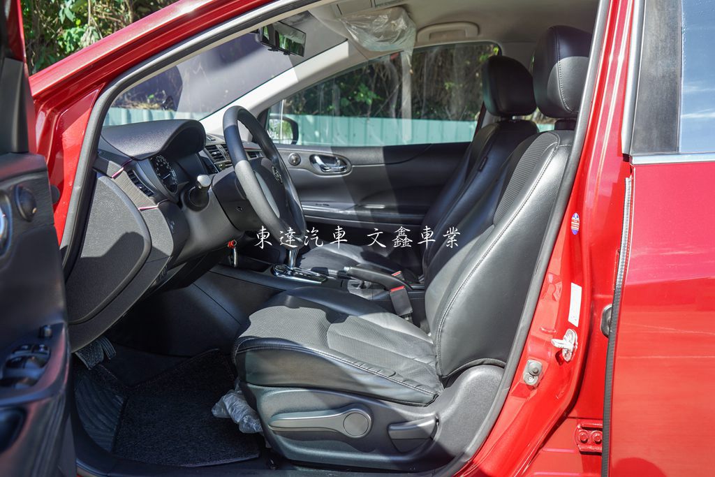 Nissan 2016 Tiida 5D 1.6傳奇版9