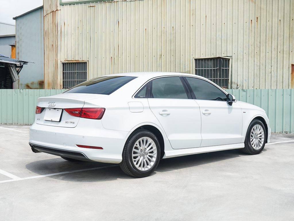 Audi 2016 A3 Sedan 30 TFSI 1.4L2