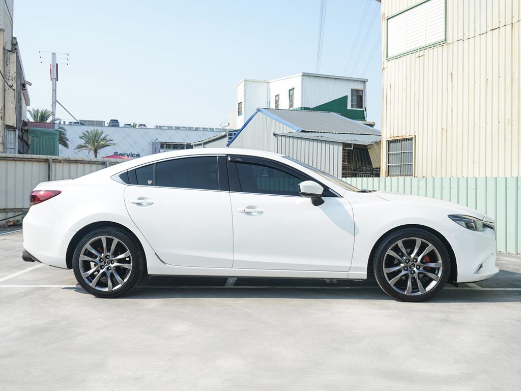 2017 Mazda 6 SKY-G 2.0頂級型1