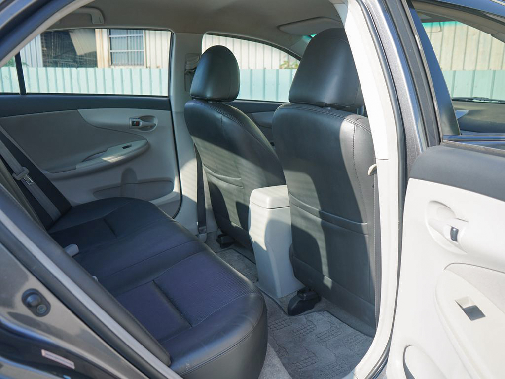 Toyota 2012年 Corolla Altis 1.8 J11