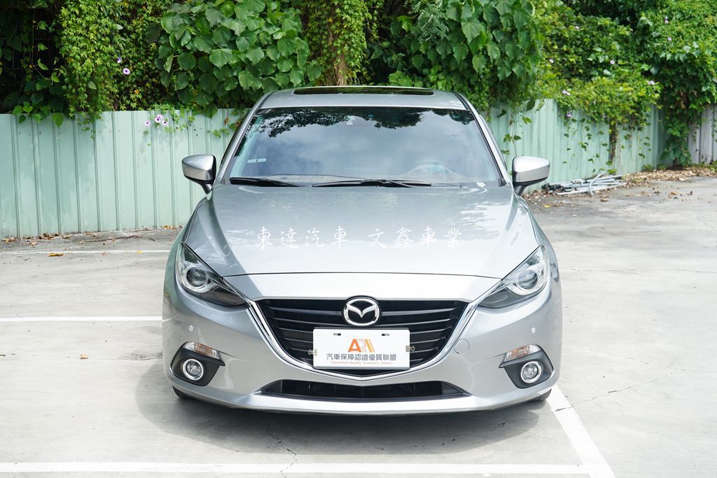 MAZDA 2015年 馬3 四門 2.0頂級型 1