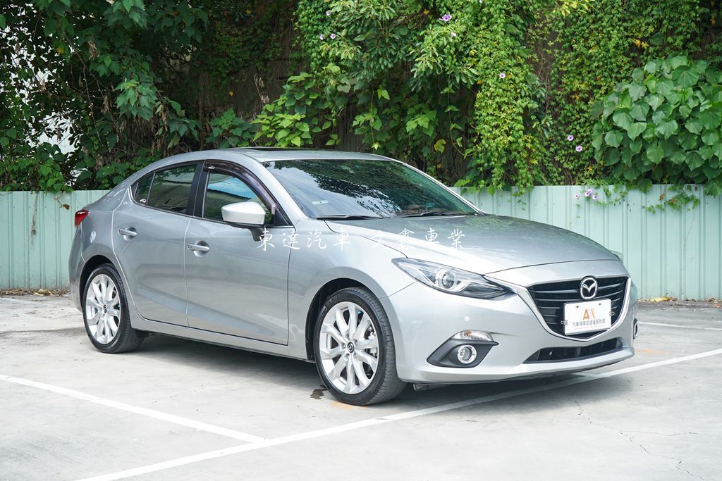 MAZDA 2015年 馬3 四門 2.0頂級型 2