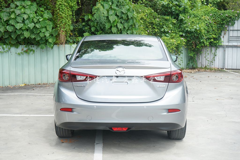 MAZDA 2015年 馬3 四門 2.0頂級型 5
