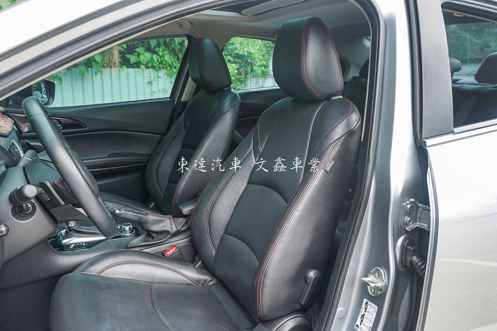 MAZDA 2015年 馬3 四門 2.0頂級型 10