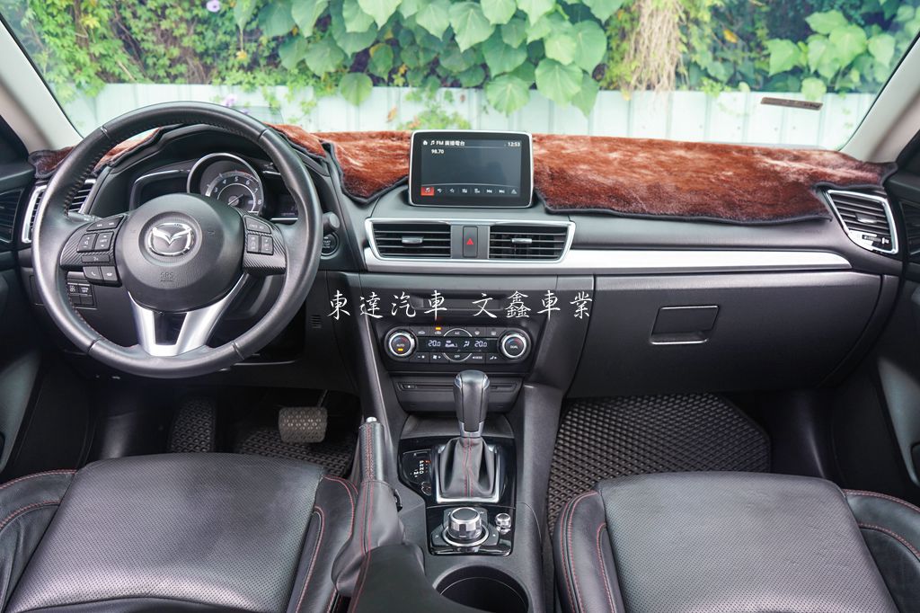 MAZDA 2015年 馬3 四門 2.0頂級型 14