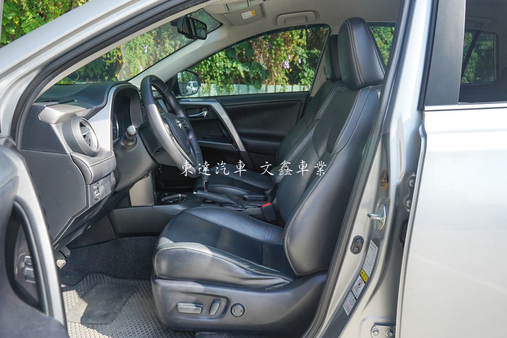TOYOTA 2016 RAV4 2.0豪華版9