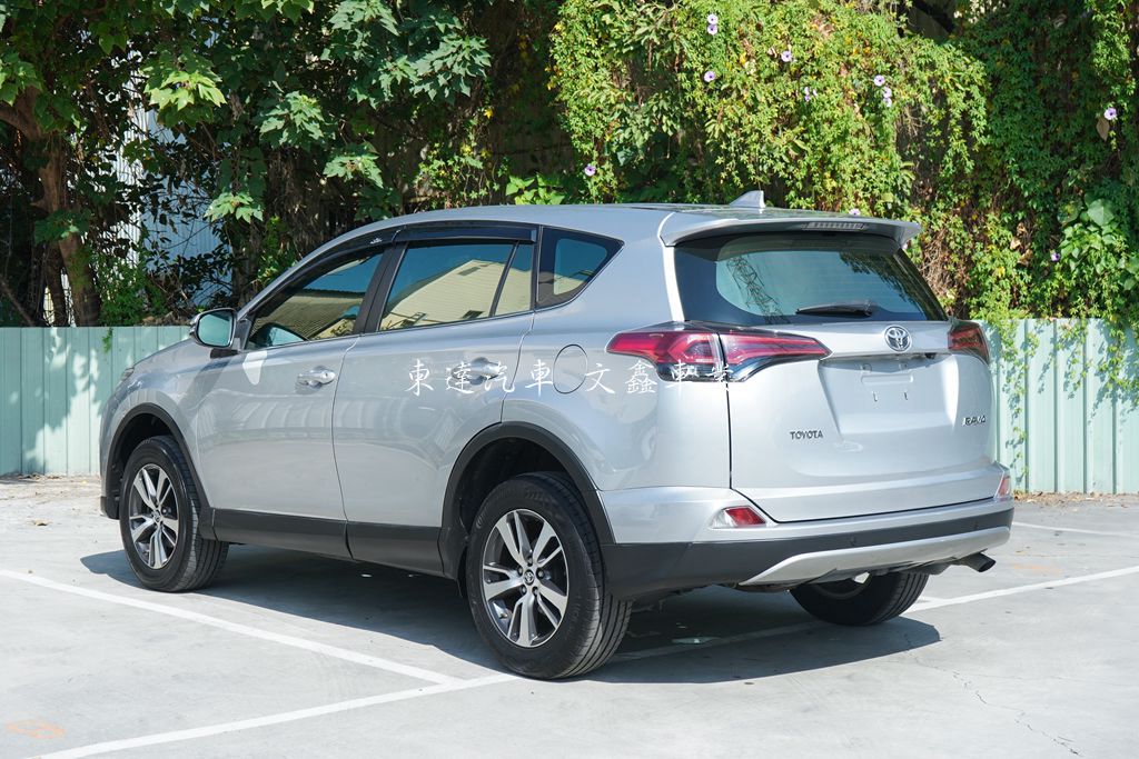 TOYOTA 2016 RAV4 2.0豪華版6
