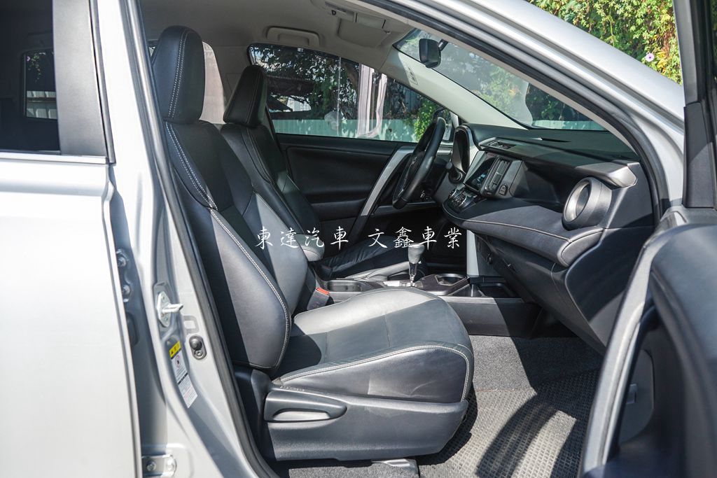 TOYOTA 2016 RAV4 2.0豪華版13