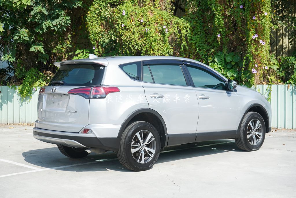 TOYOTA 2016 RAV4 2.0豪華版4