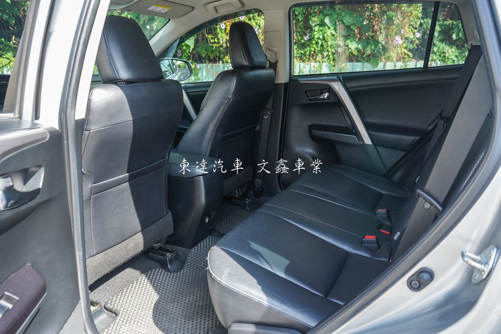 TOYOTA 2016 RAV4 2.0豪華版11