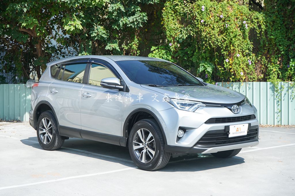 TOYOTA 2016 RAV4 2.0豪華版2