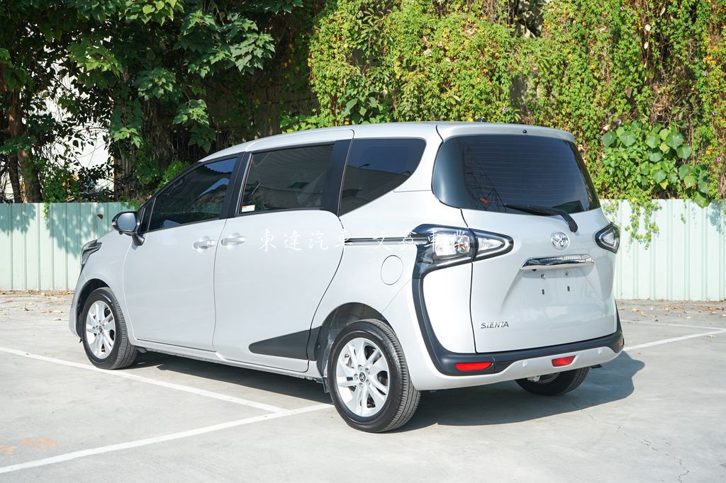 TOYOTA 2023 SIENTA 1.8豪華Plus6