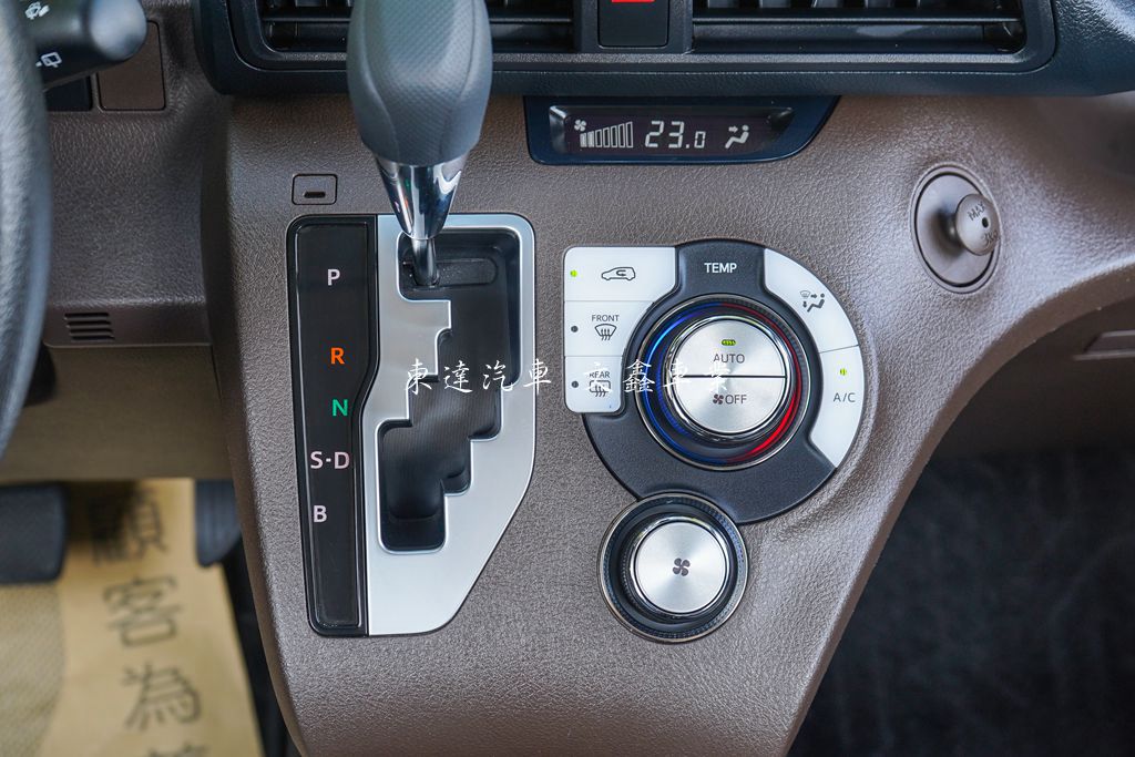 TOYOTA 2023 SIENTA 1.8豪華Plus18