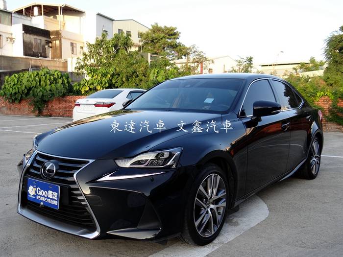 Lexus Is300 2 0l 18年 凌志 Lexus 中古車台南二手車買賣abc好車網凌志二手車goo2手車訊81中古車好店 東達汽車