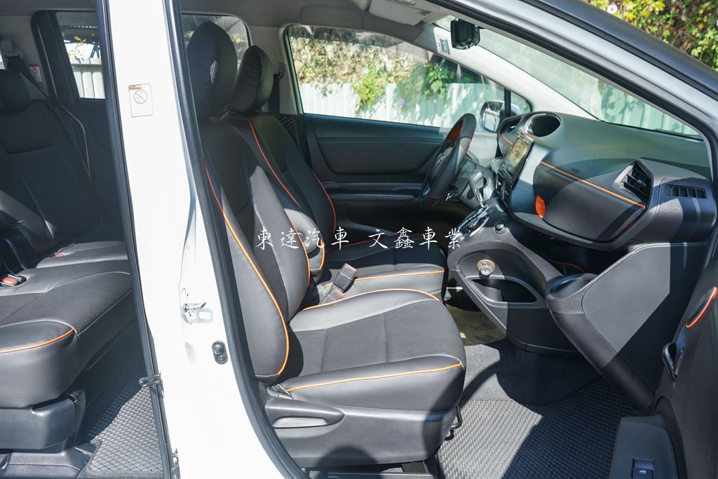 Toyota 2017 Sienta 5人座 1.8豪華12