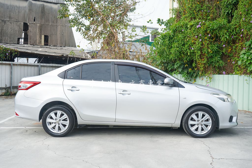Toyota 2014 Vios 1.5經典3