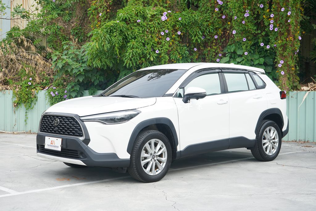 Toyota 2022 Corolla Cross 1.8尊爵0