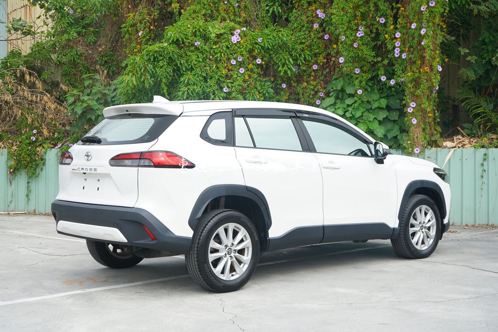 Toyota 2022 Corolla Cross 1.8尊爵4