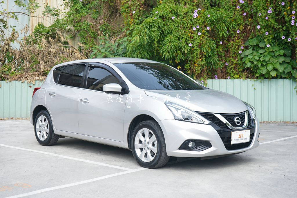 Nissan 2022 Tiida 5D 1.6豪華版2