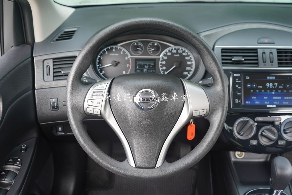 Nissan 2022 Tiida 5D 1.6豪華版15