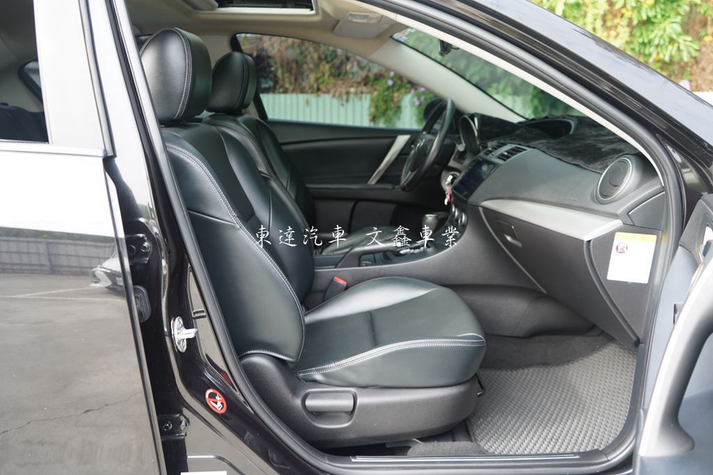 Mazda 2014 馬3 2.0尊貴型 12