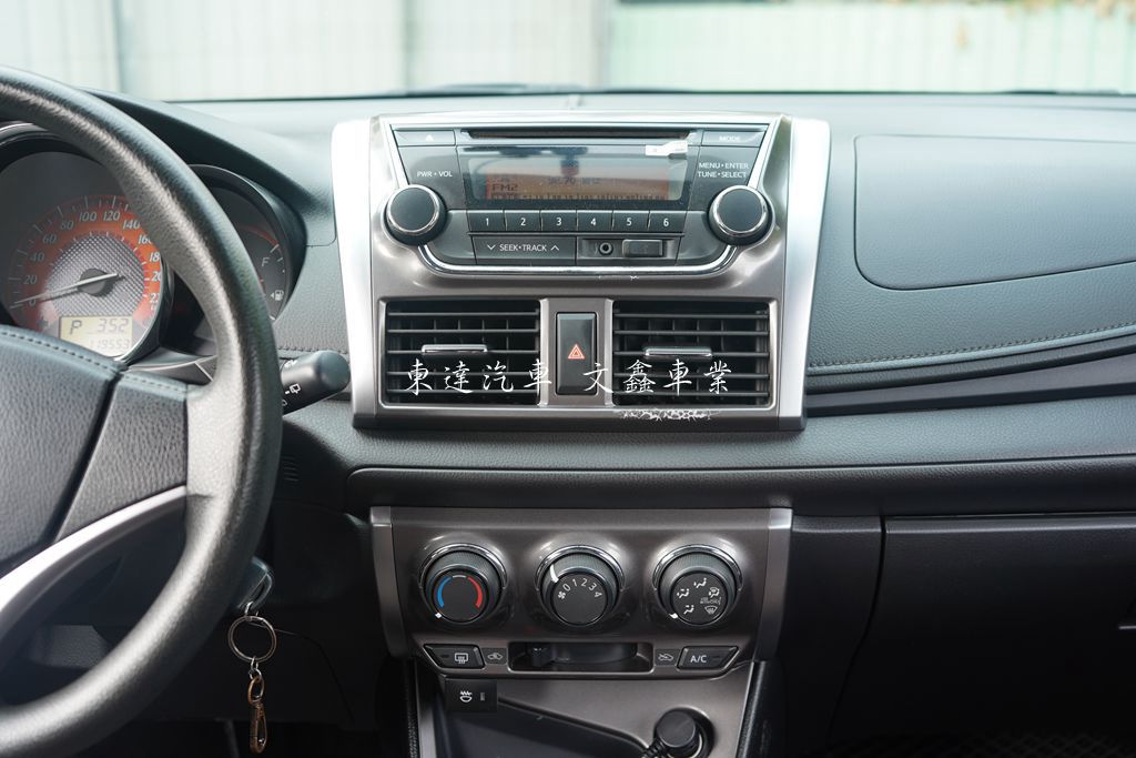 TOYOTA 2016 YARIS 1.5雅緻18