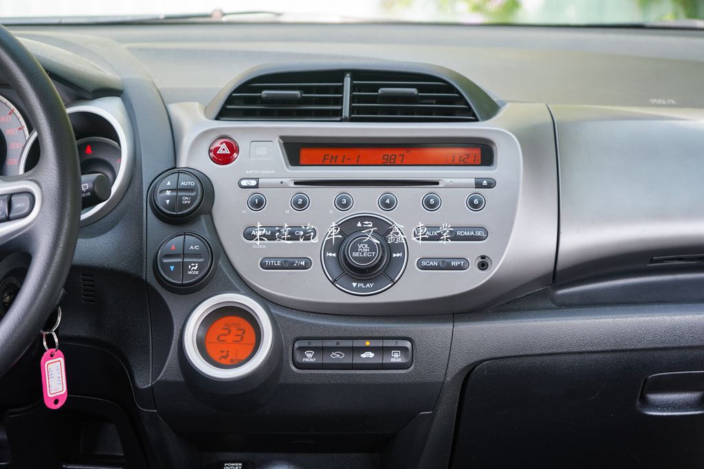 Honda 2012年 Fit 1.5 VTi17