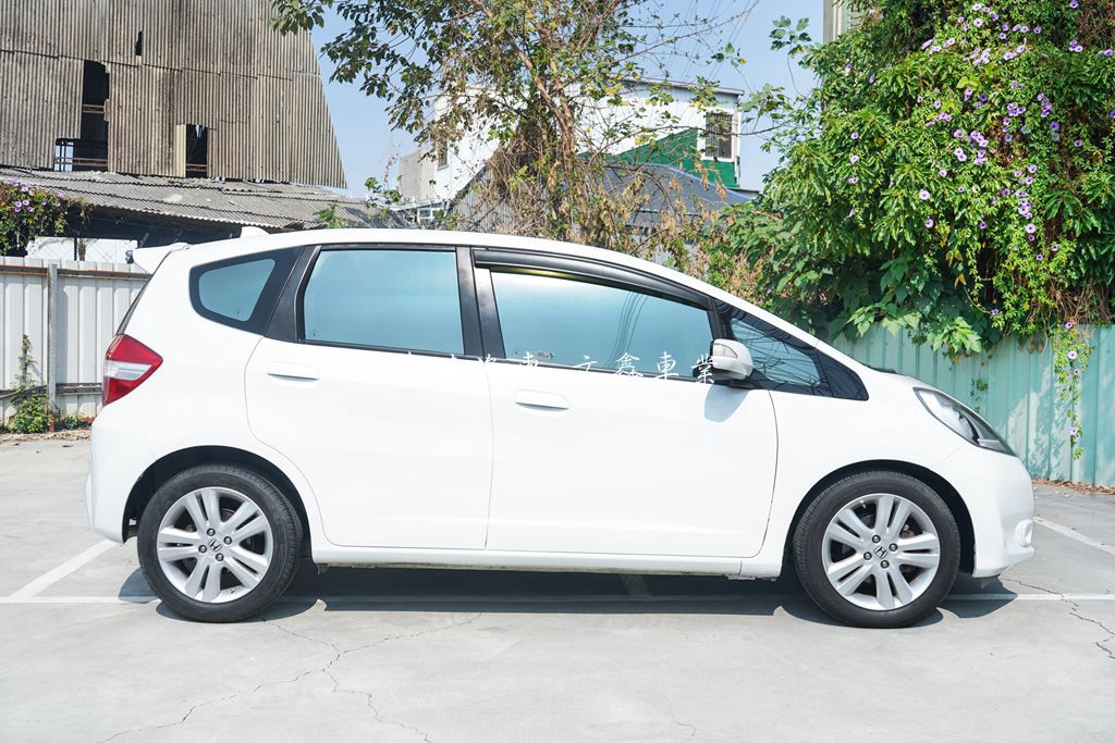 Honda 2012年 Fit 1.5 VTi3