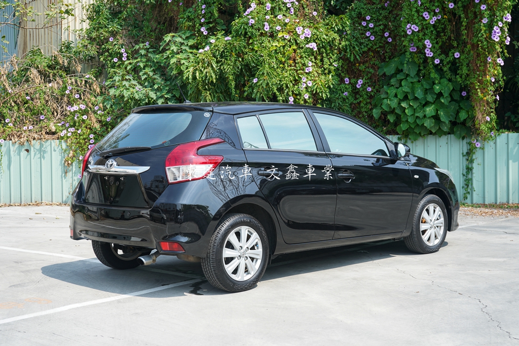 Toyota 2015 Yaris 1.5經典3