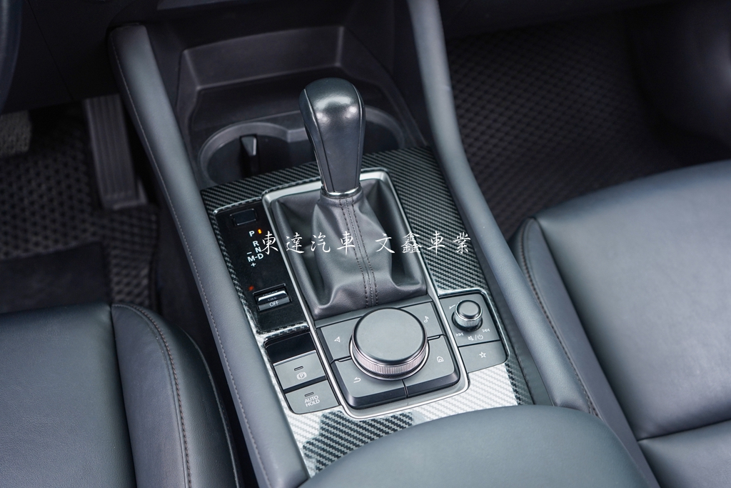 MAZDA 2021年馬3 5D 2.0頂級型18