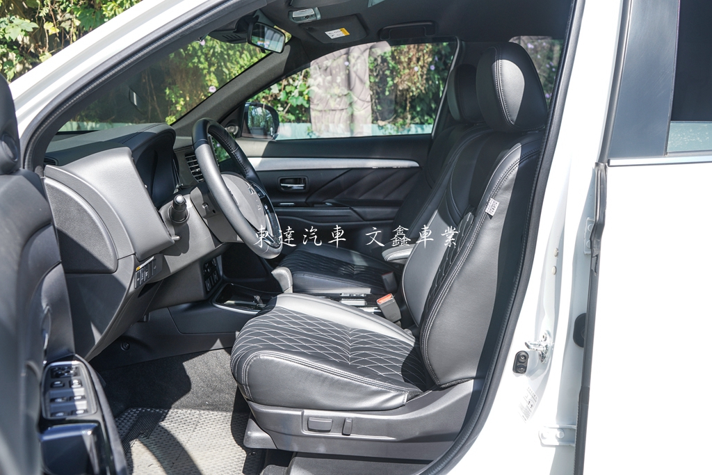 三菱 2021 Outlander 五人座 2.4尊貴型8