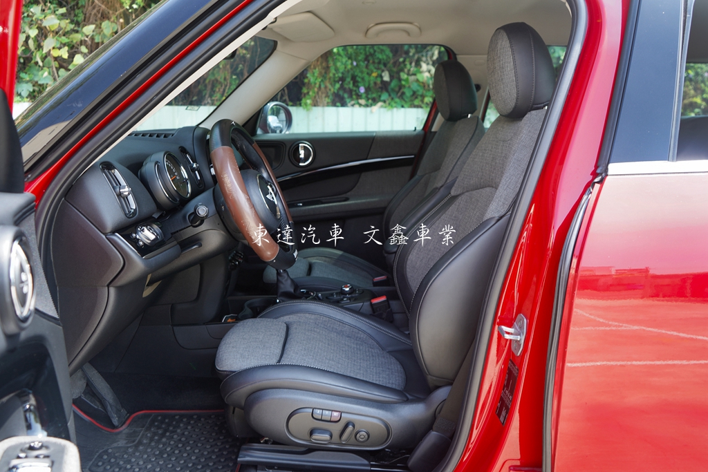 2017 Mini Countryman Cooper 1.5L 9