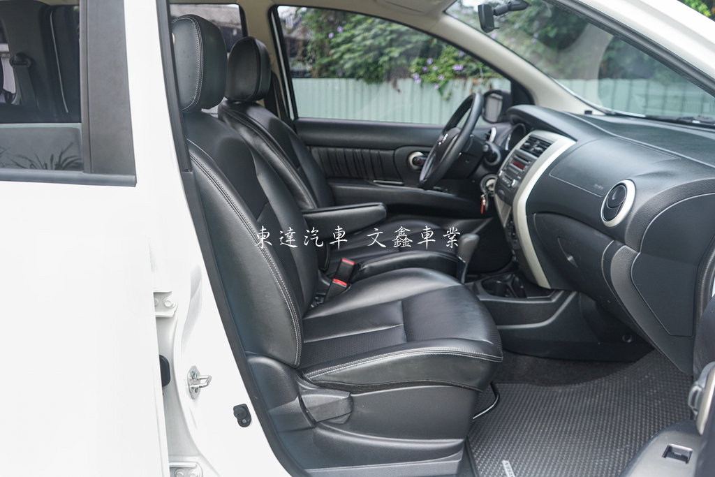 NISSAN 2020 LIVINA 1.6五人座 行家皮椅版13