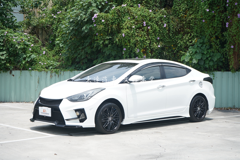 現代 2014 ELANTRA 1.8 GLS旗艦型0