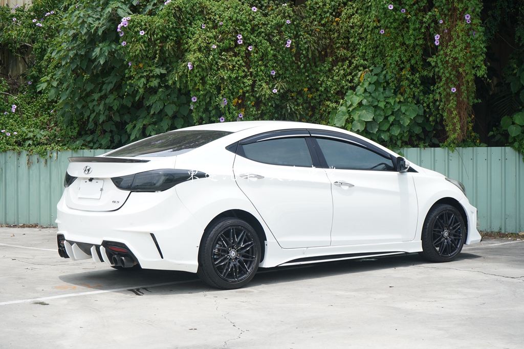 現代 2014 ELANTRA 1.8 GLS旗艦型4