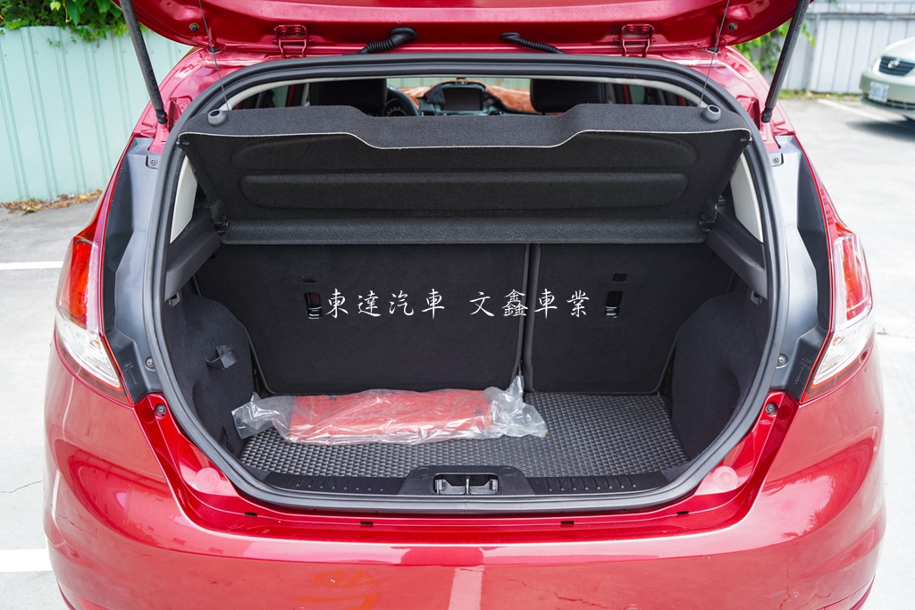 福特 2014 Fiesta 1.0 EcoBoost運動型8