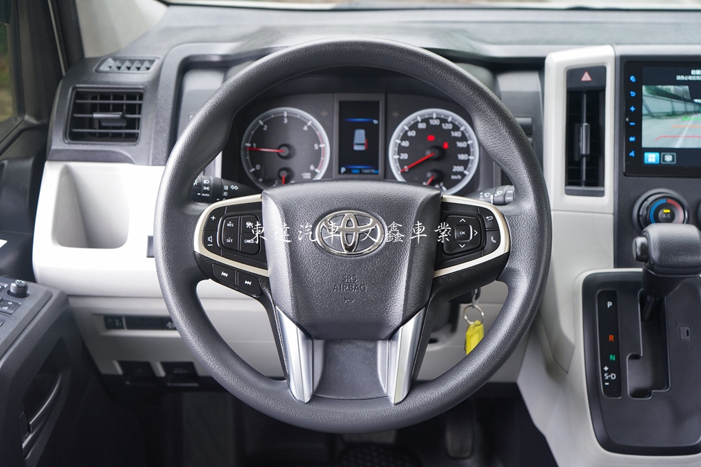 TOYOTA 2024 HIACE 2.8L13
