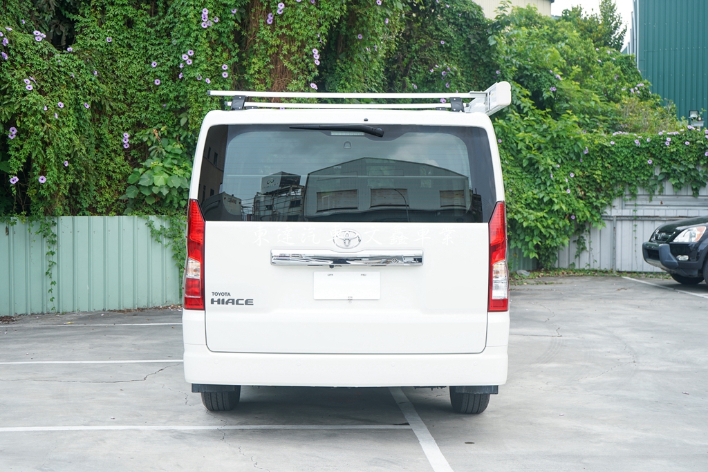 TOYOTA 2024 HIACE 2.8L5