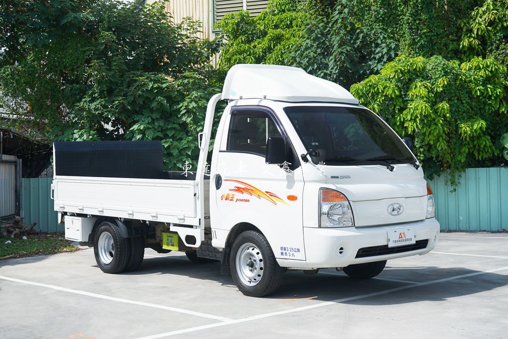 HYUNDAI 2012 小霸王PORTER 2.5手排2