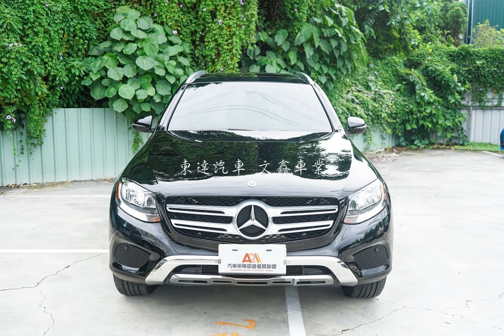 M-BENZ 2017年 GLC300 4MATIC 2.0L 1