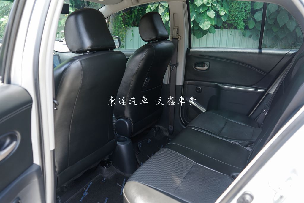 Toyota 2011 Yaris 1.5G11