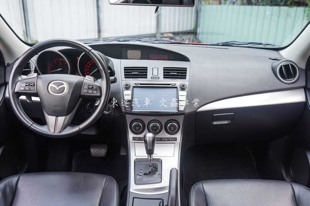 2010 Mazda 3 5D 2.0 頂級型14