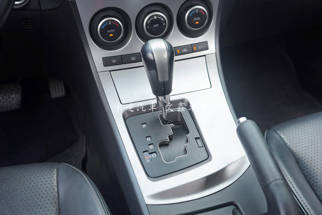 2010 Mazda 3 5D 2.0 頂級型17