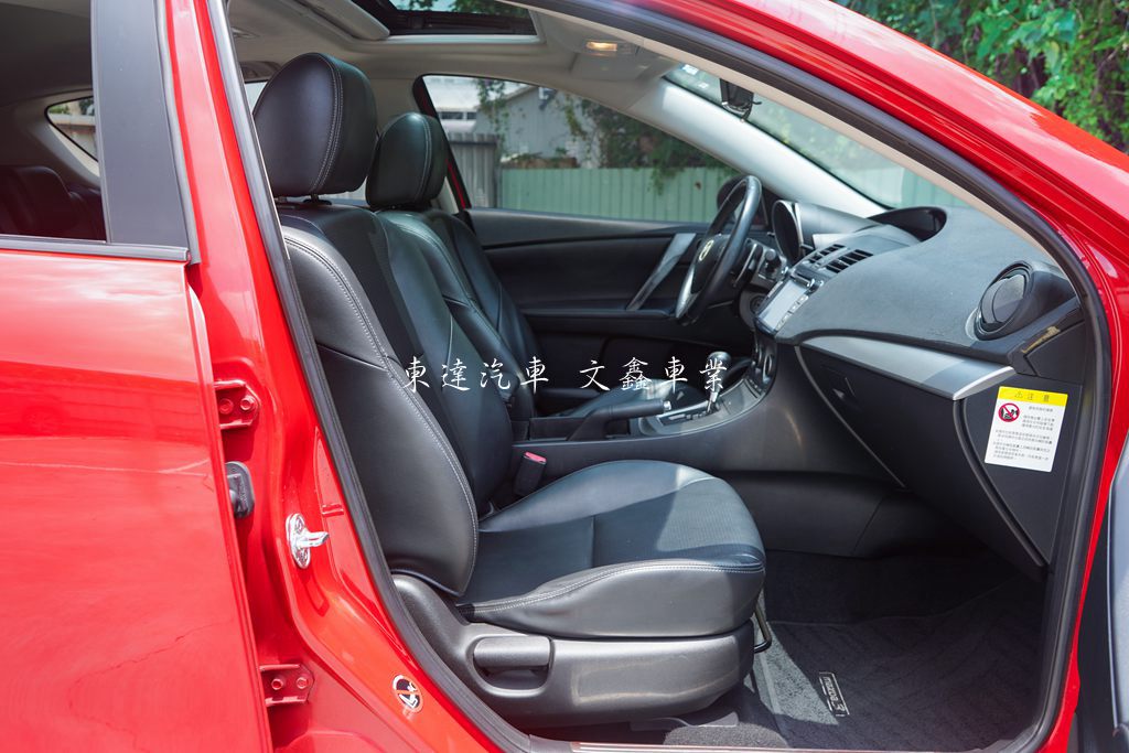 2010 Mazda 3 5D 2.0 頂級型13