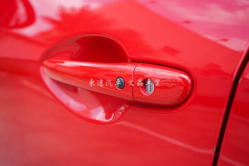 2010 Mazda 3 5D 2.0 頂級型19