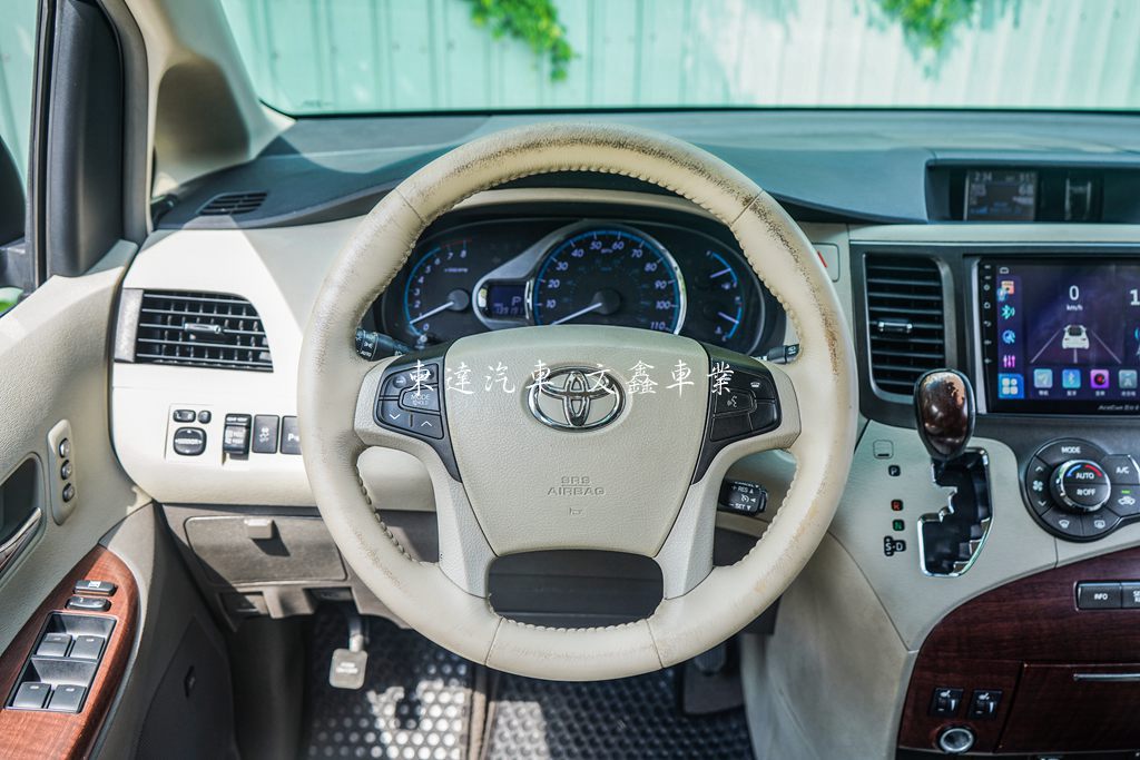 TOYOTA 2010 SIENNA 3.5 LIMITED｜豪華七人座12