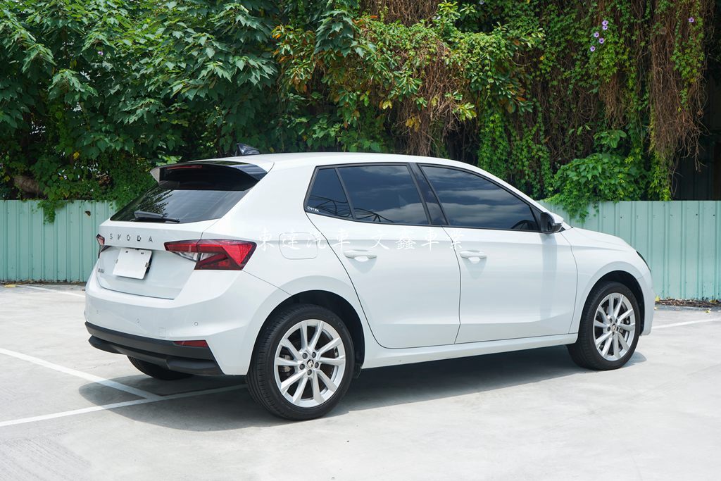 SKODA 2024 Fabia 1.0 TSI豪華動能版4